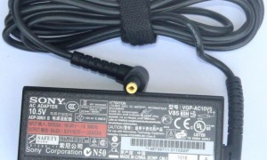 Sạc Laptop Sony Vaio 10.5V-3.8A (Đầu vàng) – ORG