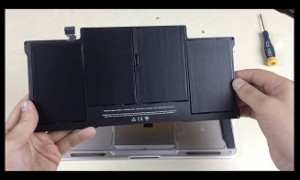Thay pin macbook air 11 inch 2012 bảo hành 6 tháng
