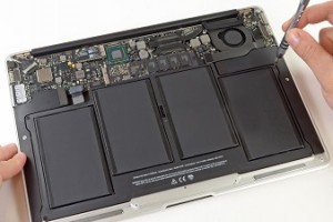 Thay pin macbook air 13 inch 2011 bảo hành 6 tháng