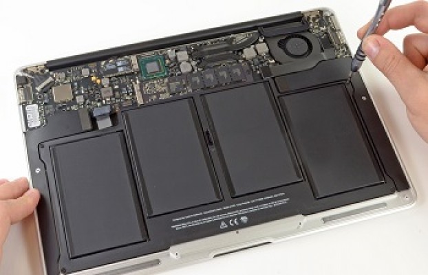 Thay pin macbook air 13 inch 2011 bảo hành 6 tháng